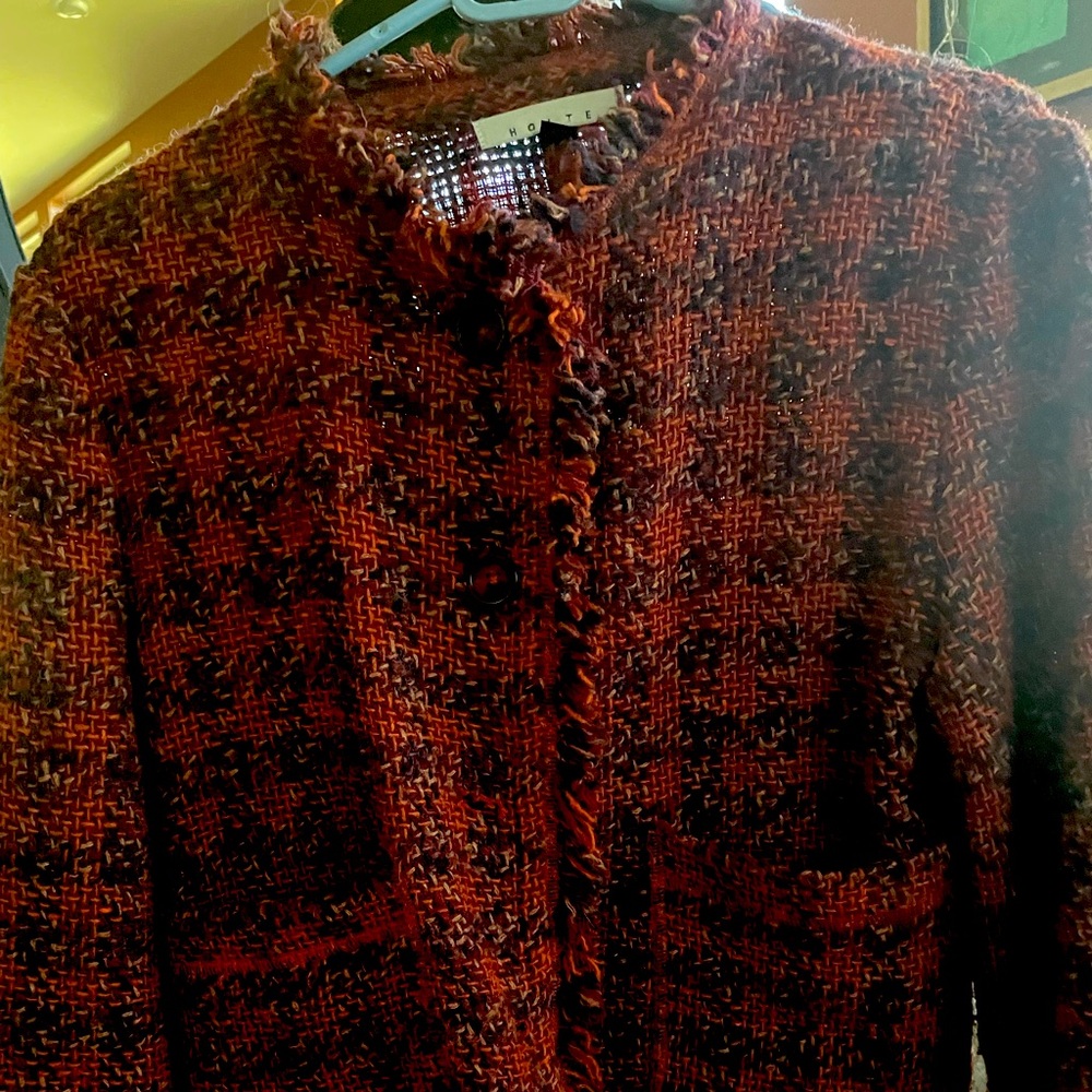 Short multi-blazer (purple, rust, small black coloring).